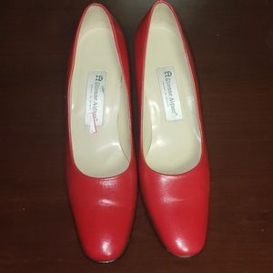 Etienne Aigner heels